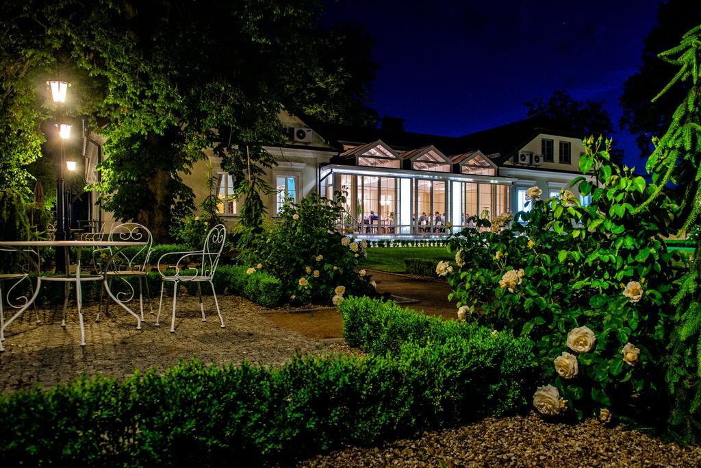 Hotel&Spa Dwor Droblin Leśna Podlaska Esterno foto